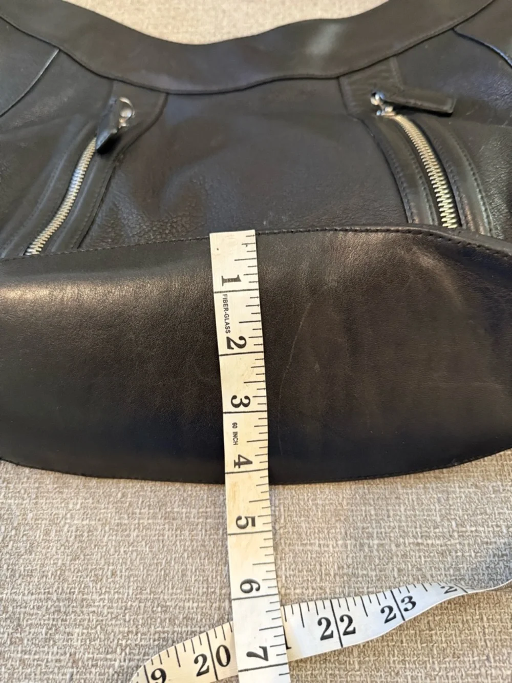 Cole Haan Hobo Bag Womens Large Black Leather Excellent Zip Pockets Shoulder Bag